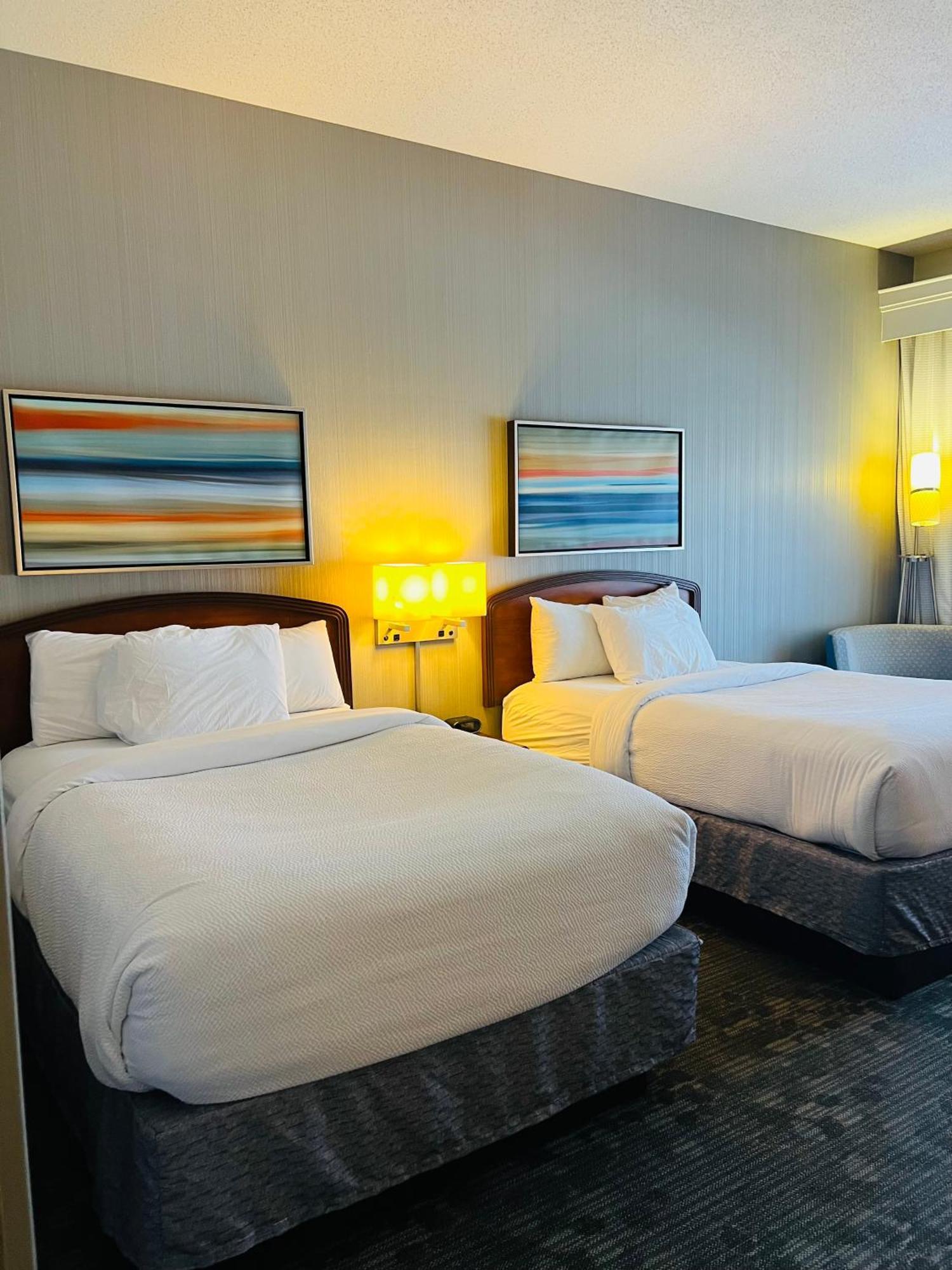 Country Inn & Suites By Radisson, Columbus-Edinburgh Экстерьер фото