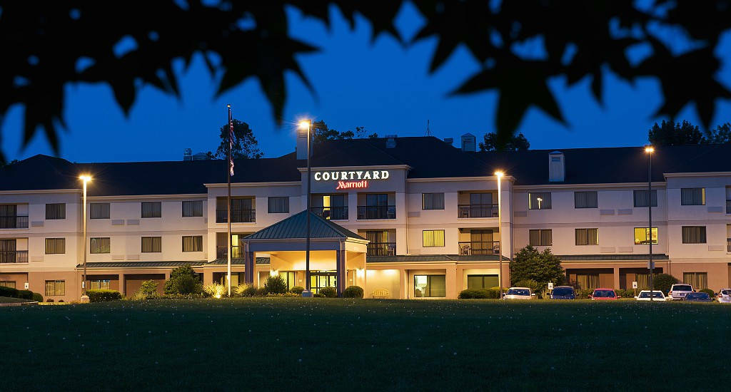 Country Inn & Suites By Radisson, Columbus-Edinburgh Экстерьер фото
